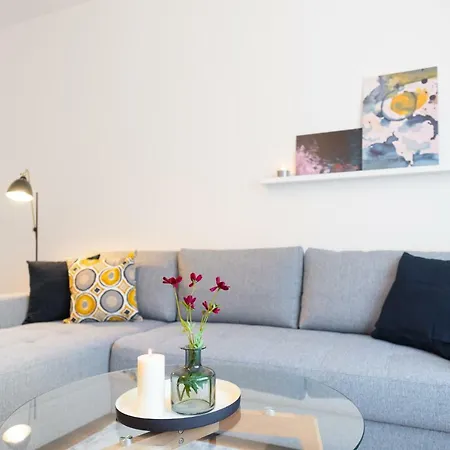 Home Apartments *
