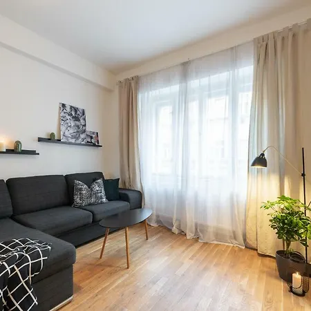 Home Apartments *