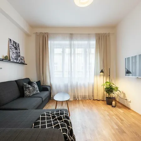 Home Apartments *