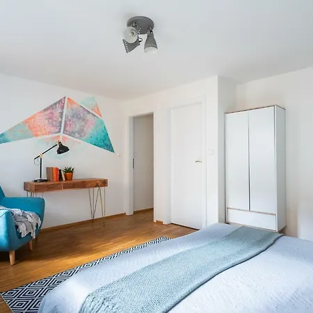 Home Apartments * Praha