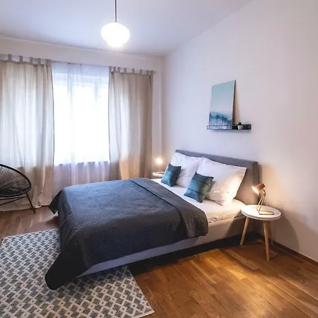 Apartamento Home Apartments
